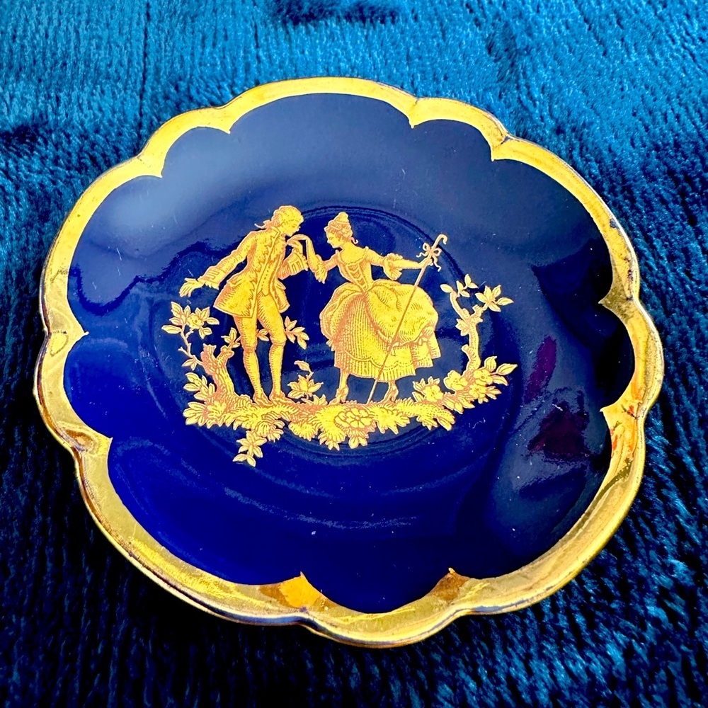 💛💙 Vintage Dainty French Inspired Jewelry Holder 💙💛